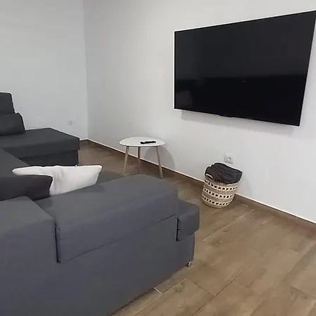 بيت للعطل Valley Getaway